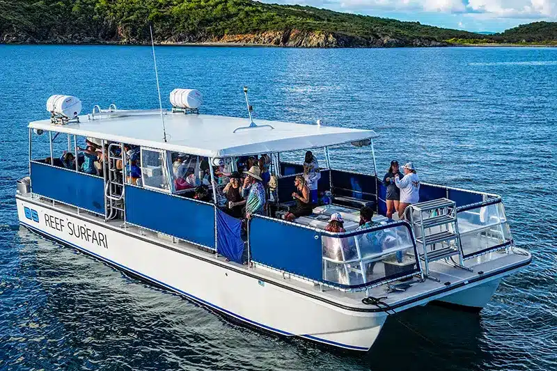 Reef Surfari Boat Shot 800